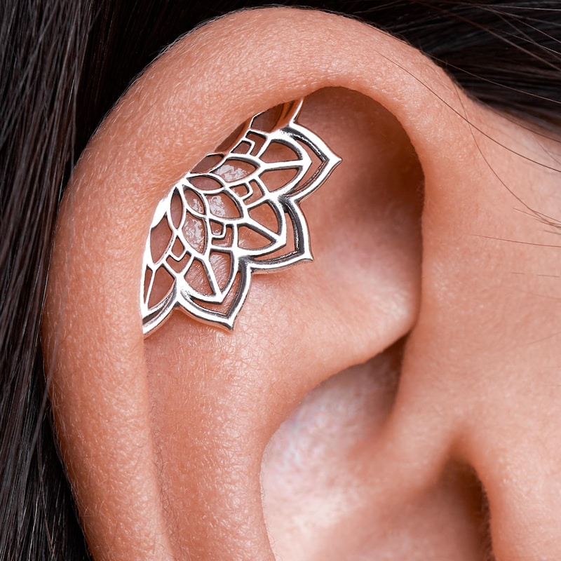 Boho Helix Earring • Geometric Mandala Lotus Flower Hidden Helix • Piercing 18G 16G • Cartilage Bohemian Silver Spiritual Jewelry • CRT023