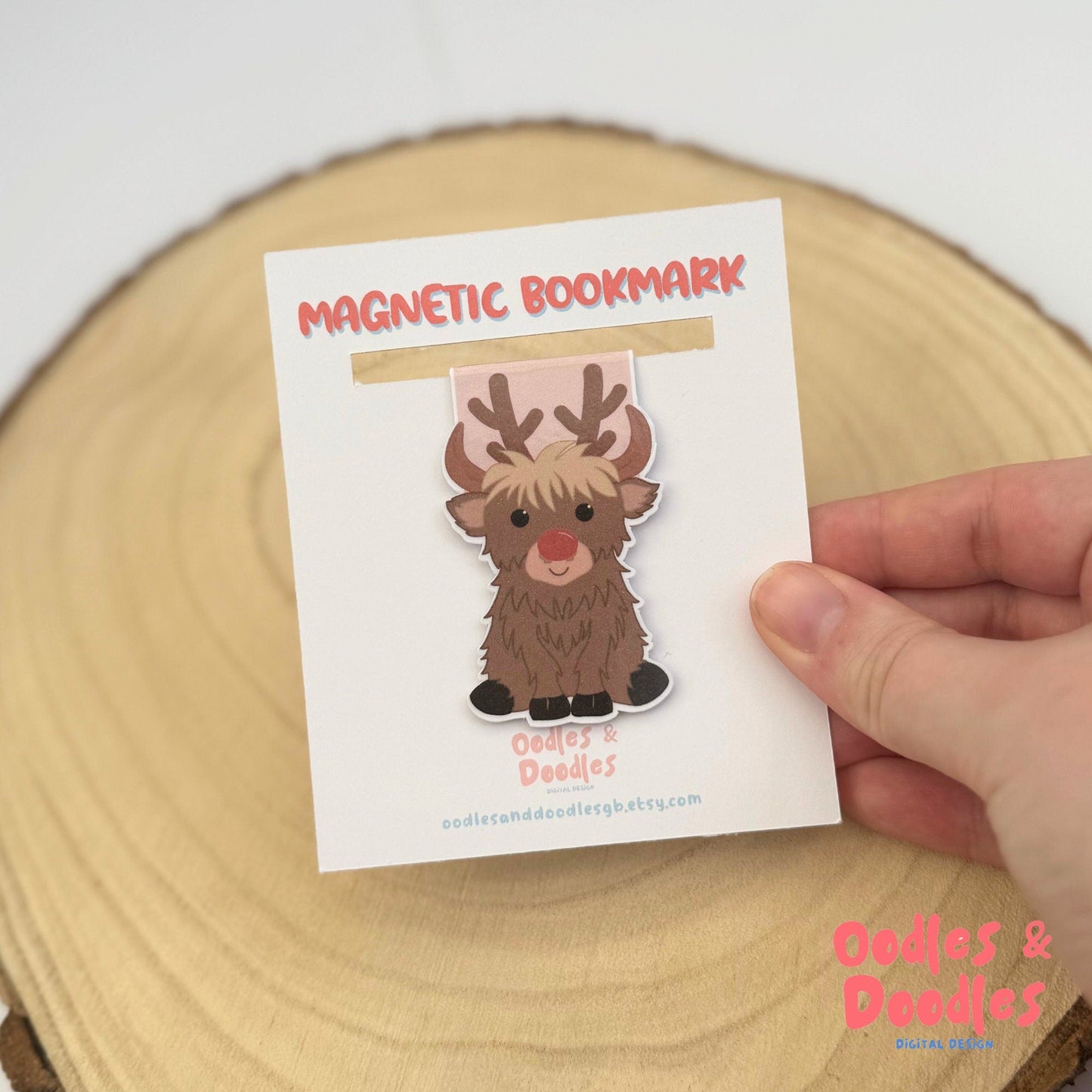 Festive Highland Cow Magnetic Bookmark | Hat & Scarf Highland Cow | Page Marker | Gift for Reader | Reading Accessories | Cow Lover