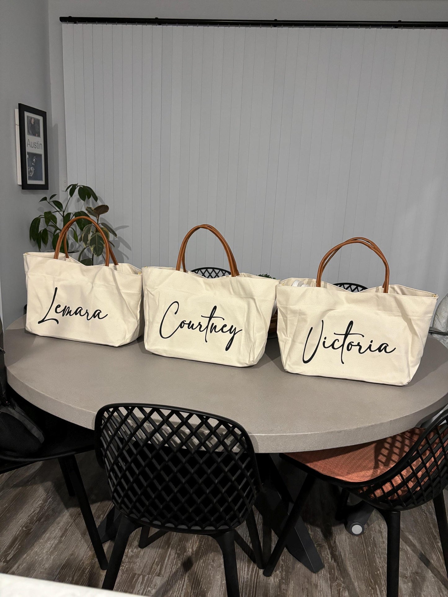 Custom Bridesmaid Canvas Tote Bag with Name, Beach Bag with Zipper/Magnetic Buckle, Bridal Party Gift, Birthday/Wedding Gift for Friends/Bridesmaid