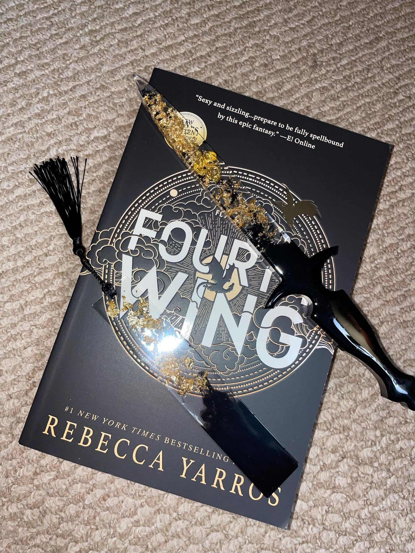 Fourth Wing Inspired Resin Dagger Gold Dragon BookLover Gift Handmade Gifts Bookshelf Decor Bookish Merch Bookworm Decor Dragons