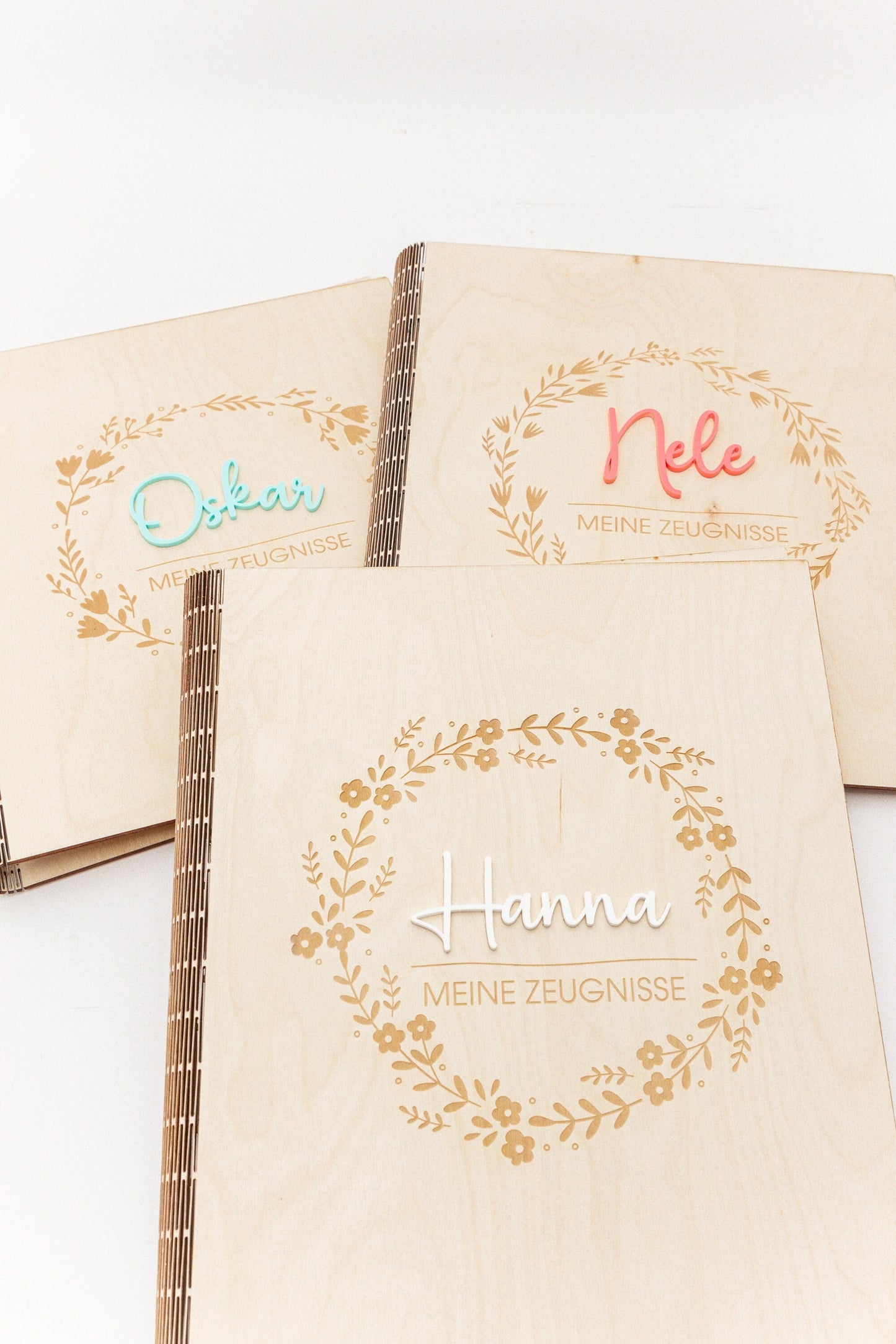 Certificate folder made of wood with floral patterns, folder for certificates with name, school enrollment gift for school child, certificate folder A4 with transparencies