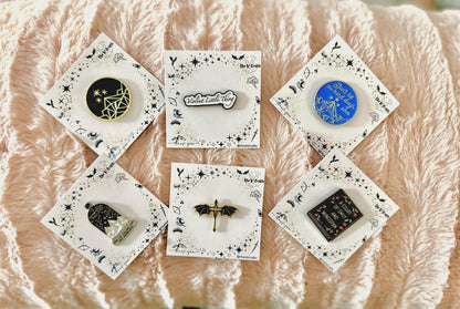 Fourth Wing Pin Tairn and Andarna, cute bookish merch, Violets Relic Dragons backpack, purse, jacket